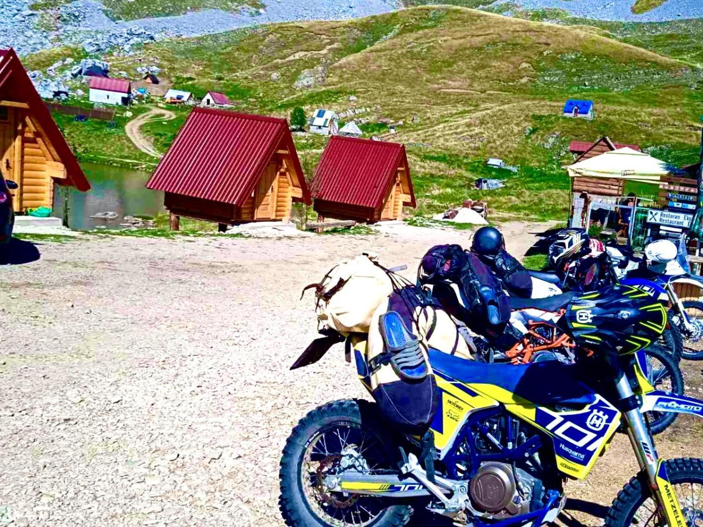 Kapetanovo Jezero Bungalov Panzió Podgorica Kültér fotó
