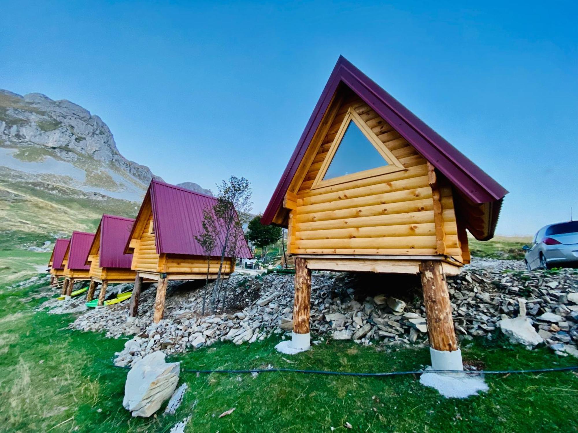 Kapetanovo Jezero Bungalov Panzió Podgorica Kültér fotó